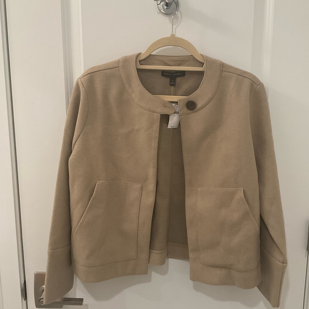NWT- Cropped Banana Republic utility jacket